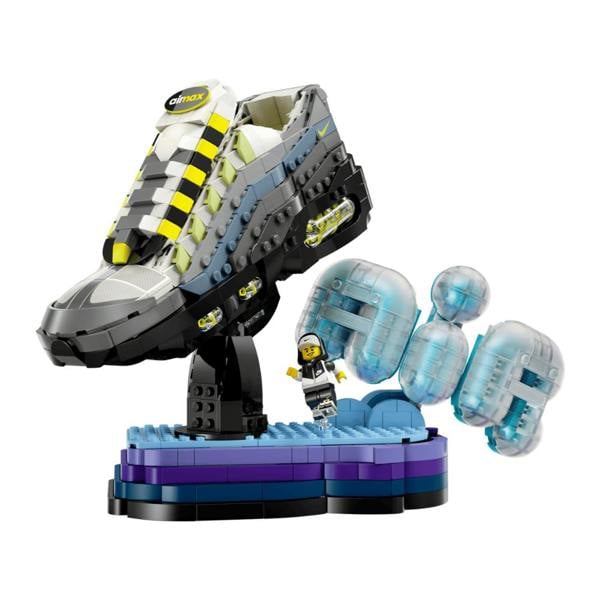 LEGO LEGO LEGO Editions Nike Air Max 95 x LEGO Set (43025)