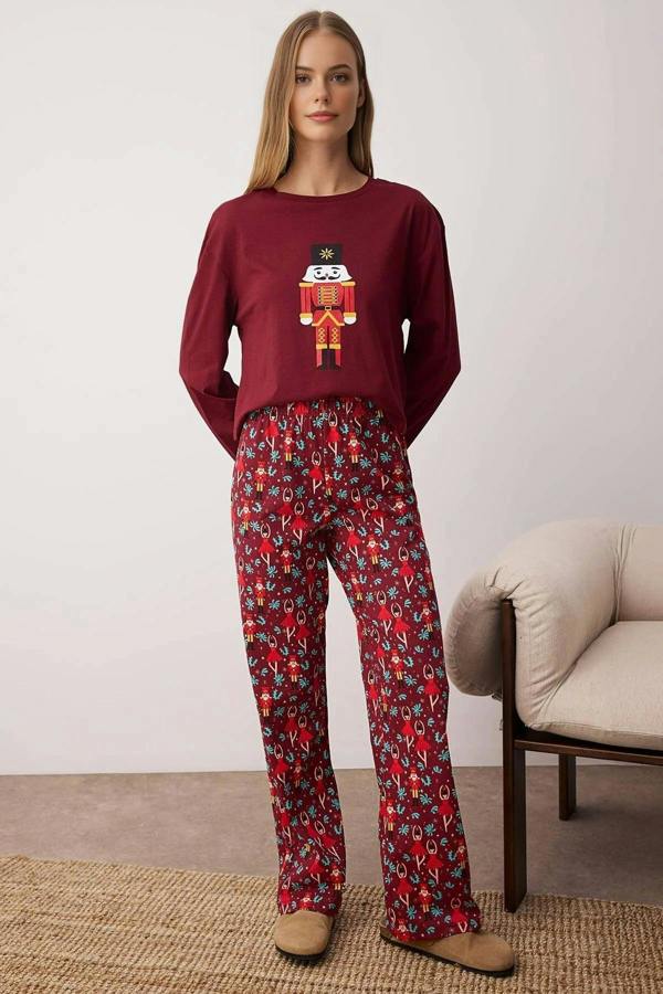 WOVCOR 2-Piece 100% Cotton Christmas Themed Knit Pajama Set