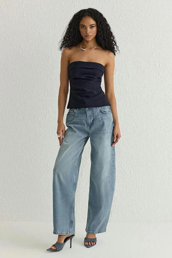 Hoxton Gal Strapless Fitted Draped Woven Blouse