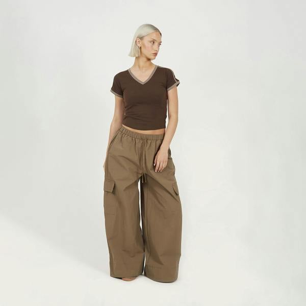 Brave Soul Khaki Baggy Cargo Trousers With Pocket Details - Khaki Image 3