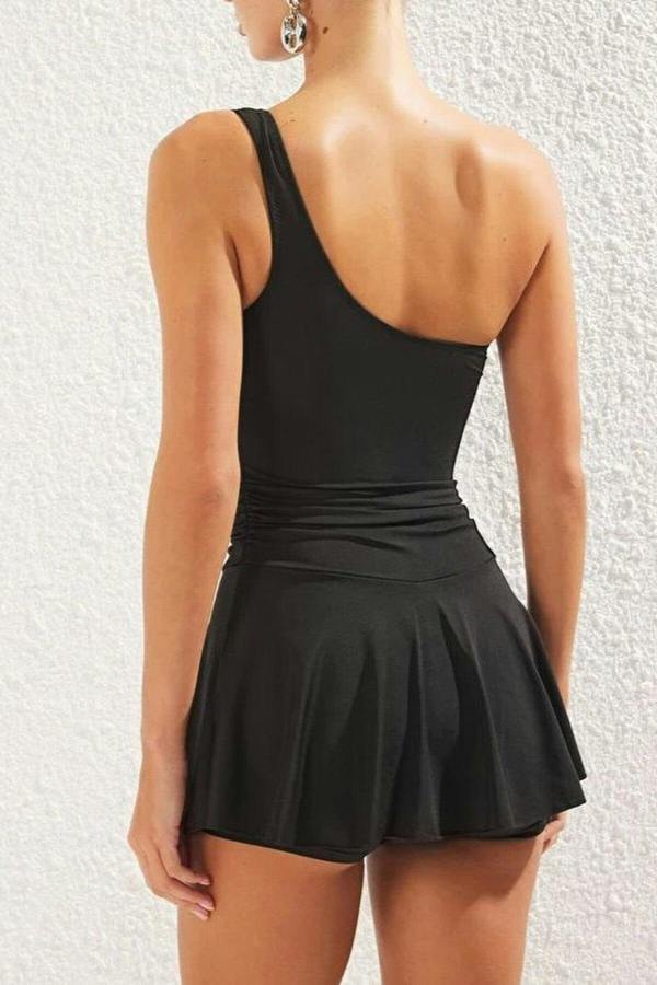 WOVCOR One-Shoulder Covered Short Skirt Basic Swimsuit