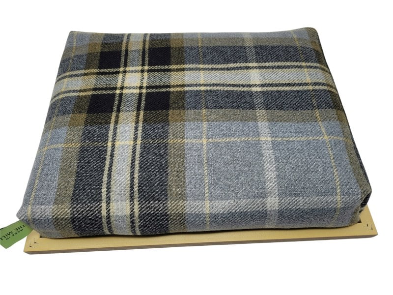 Made in the Mill Luxury Beagle Lap Tray With Cushion Bean Bag Base