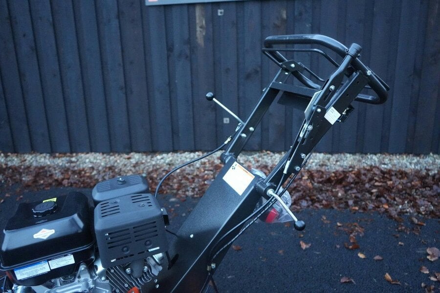 Rock Machinery SGR-90 Stump Grinder