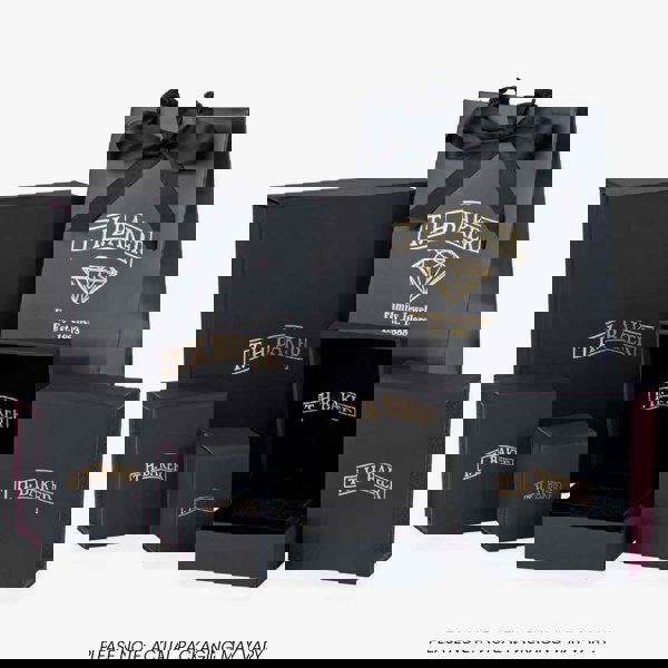 1888 Collection Platinum Oval Cut 0.70ct Diamond Halo Cluster Ring RC2028