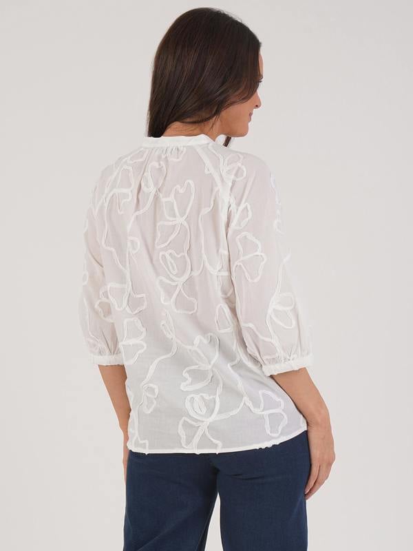 VIZ-A-VIZ Floral Applique Shirt
