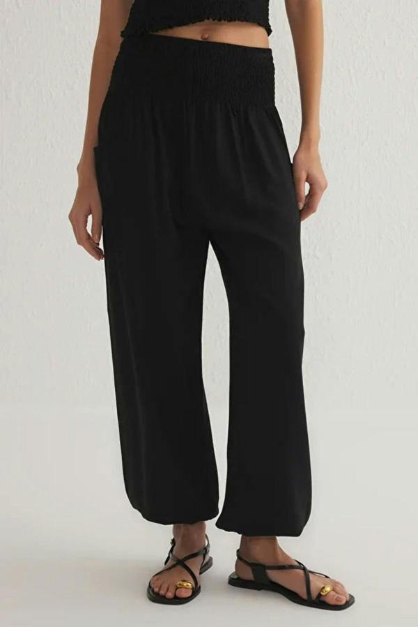 Hoxton Gal Woven Harem-Style Pants with Elasticated Cuffs