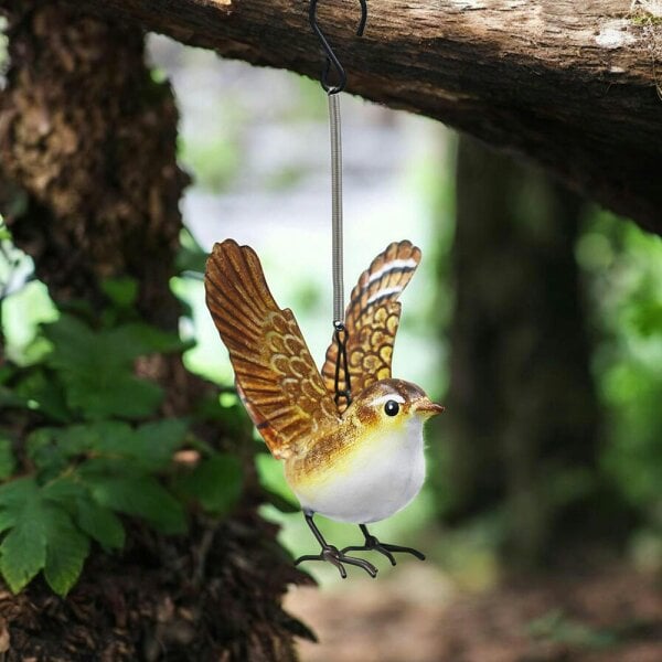 EDH Door Hardware Small Metal Hanging Wren(14cm x 10cm x 10cm) – Handcrafted Weather-Resistant Bird Ornament – Decorative Hanging Robin Sculpture