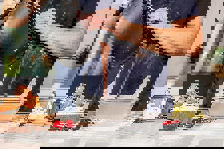 MasterClass Recycled Aluminium Square Baking Tin, 23cm