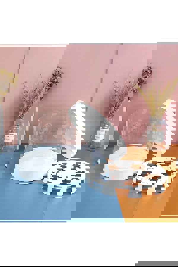 Living and Home 8-Inch Single Layer Transparent Ribbon Packaging Box