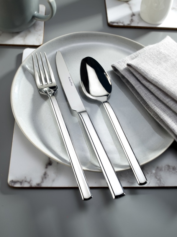 Arthur Price 'Horizon' 44 piece 6 person gift boxed cutlery set