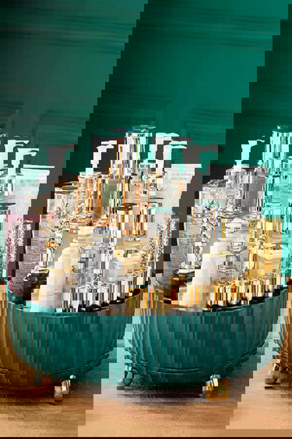 Living and Home 22CM Spinning Skincare Cosmetic Organizer All-purpose Turntable-style Material Storage