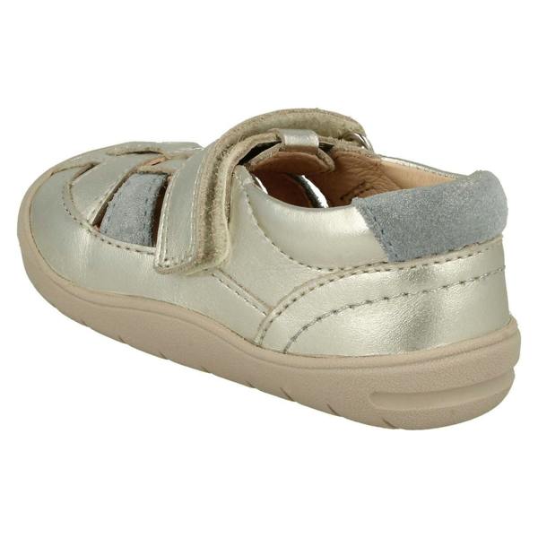Start-rite Girls Startrite Cut Out Detailed Summer Shoes Bumble