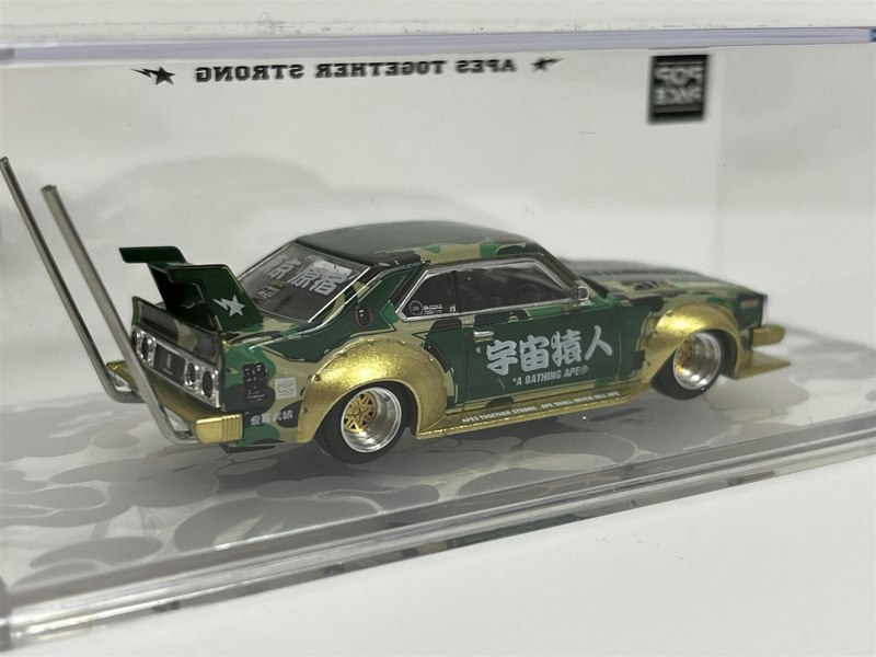 Pop Race Skyline C210 Bosozoku Style 30th Anniversary 1:64 Scale PR640009