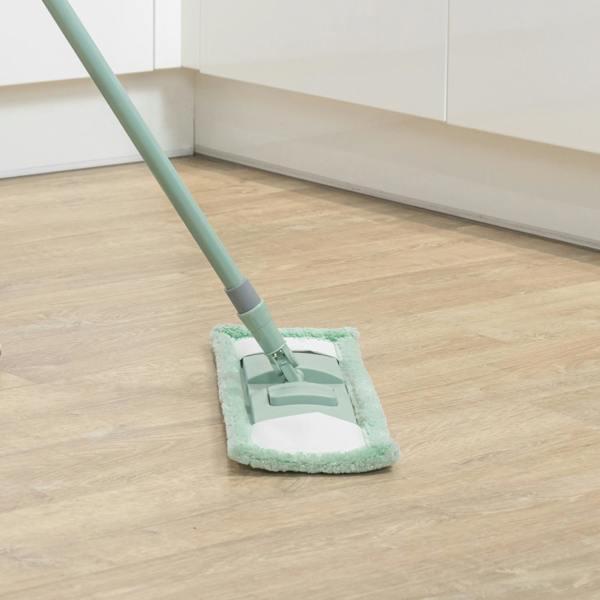 JVL Extended Microfibre Mop With 2 Replacement Heads - Green