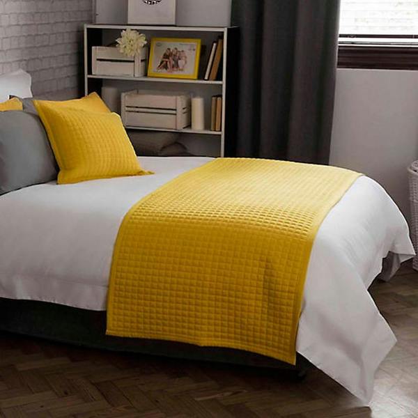 Belledorm Crompton Quilted Bed Runner - Saffron Yellow - 