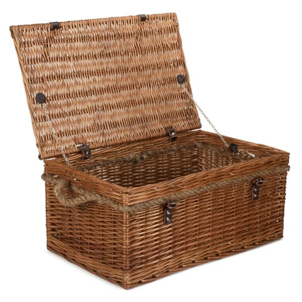Wicker Picnic Baket with Lining
