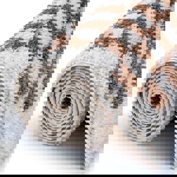 Moodi Shaggy Brown Rug, Tartan design, soft and comfortable pile | THE RUGS