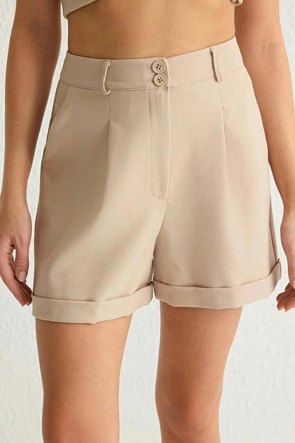 WOVCOR Pleated Regular Fit Woven Shorts