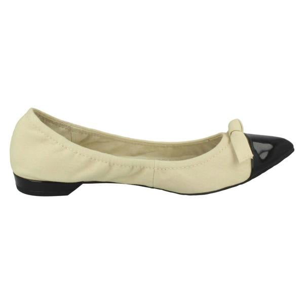 Rockport Ladies Rockport Slip On Flats With Bow Detailing Ashika