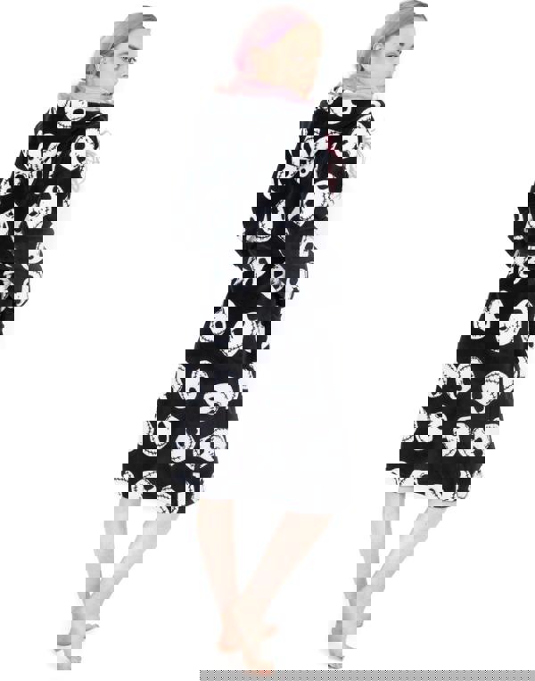 Disney Womens Black Jack Skellington Head All-Over Print Bathrobe