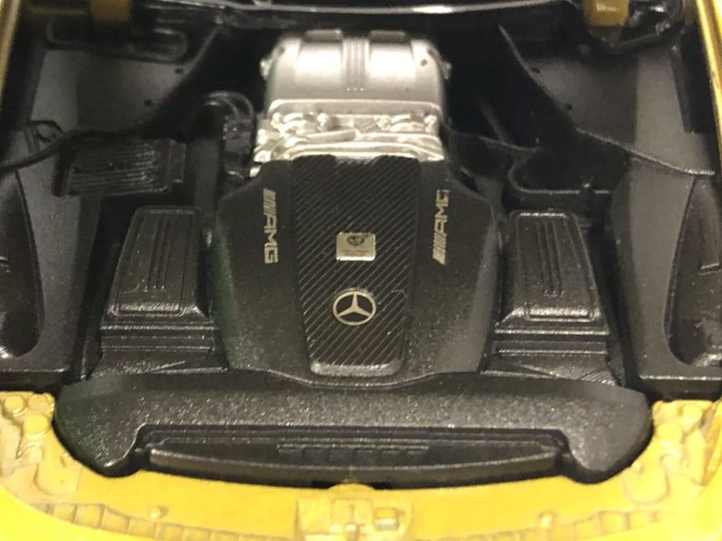 2017 mercedes amg gtr yellow 1:24 27 scale welly 24081y