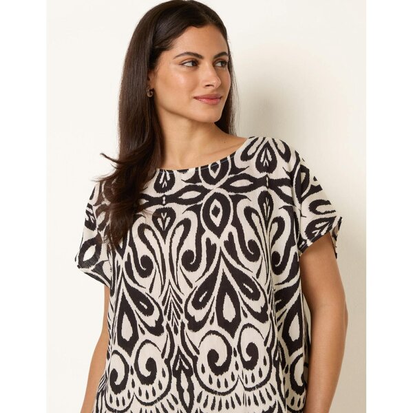 Blue Vanilla Round Neck Top With Abstract Print