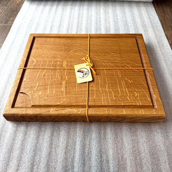 Giraffes & Craftz Extra Large Oak Carving Board