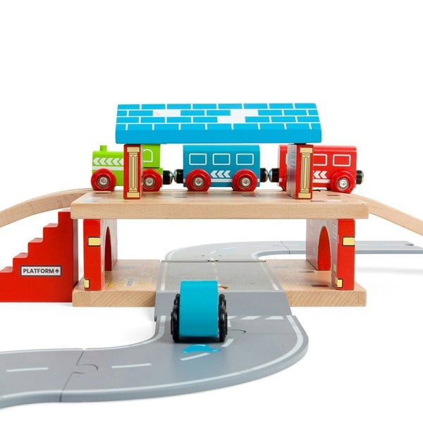 Bigjigs Rail Wooden London Overground Station - 5 Pieces (Trains Sold Separately)