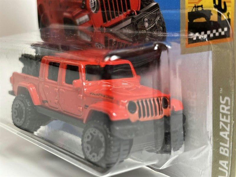 Hot Wheels 2020 Jeep Gladiator Baja Blazers 1:64 Scale - GHB41D521 B10