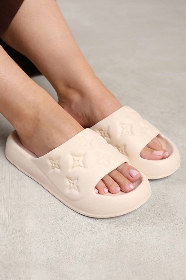 Where's That From SYCAMORE EMBOSSED SLIDERS IN CREAM