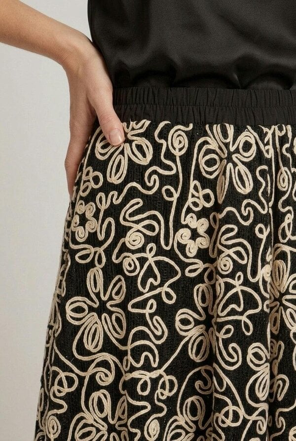 Izabel London Floral Mesh Hem A-Line Midi Skirt