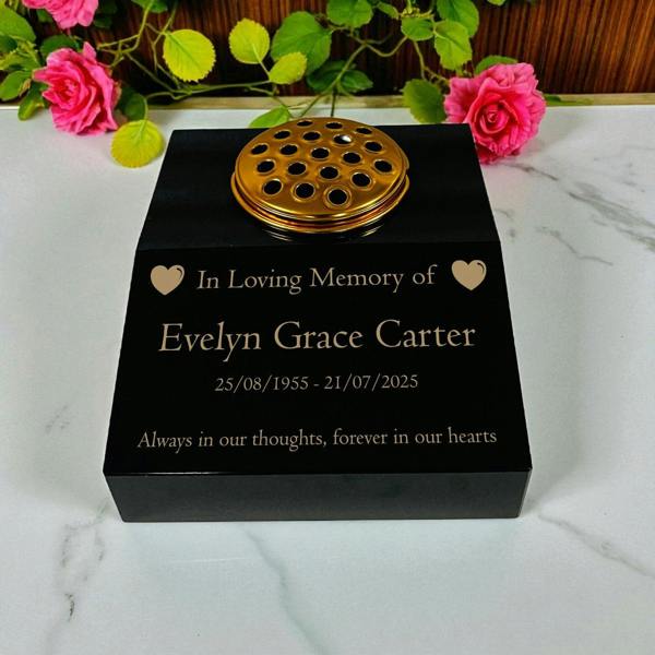 Memorials Direct Black Granite Sloping Memorial Desk with Vase – Heart Design, Free Gold Engraving