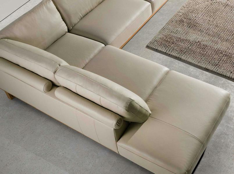Angel Cerdá Corner sofa in sand leather 6203/6204