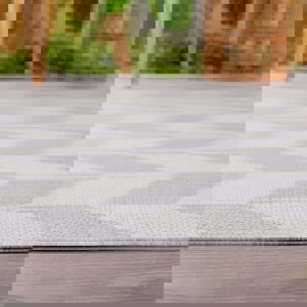 Grey Chevron Outdoor Rug for Garden | The Rugs