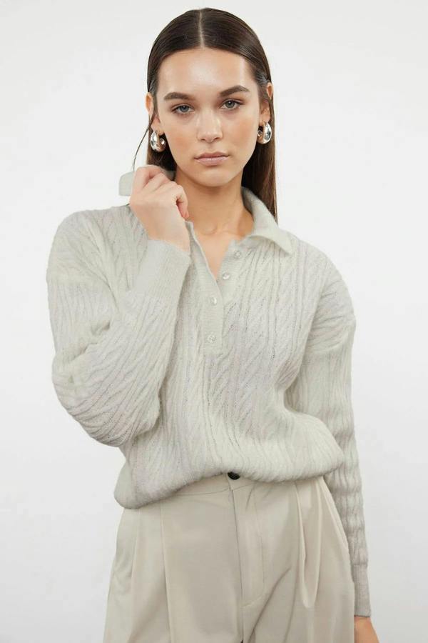 Hoxton Gal Oversized Soft-Textured Knit Sweater