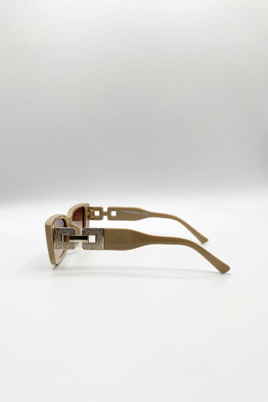 SVNX Rectangle Cateye Side Detail Sunglasses In Khaki