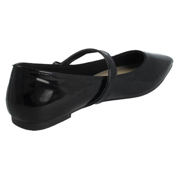 Savannah Ladies Savannah Pointed Toe Buckle Fastening Flat Smart Shoes F80586