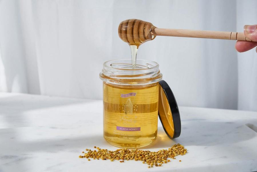 The Travelling Bee Co. Acacia Honey