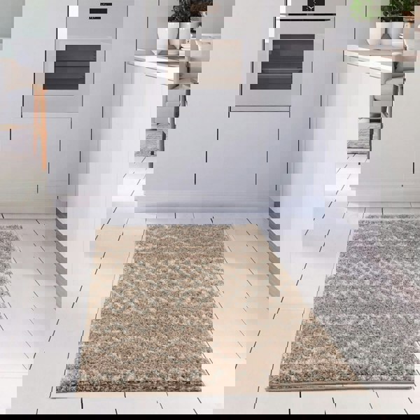 Beige Shaggy rug High Quality Elegant Moroccan Pattern