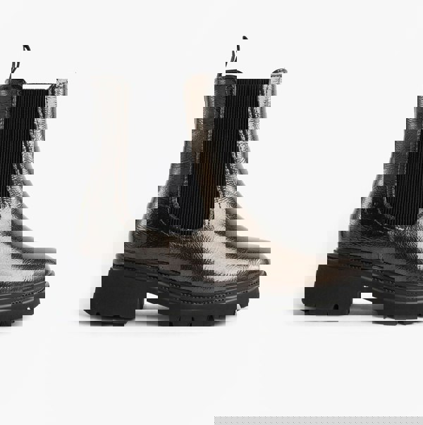 Heavenly Feet ZETA Womens Chelsea Boots Pewter Patent