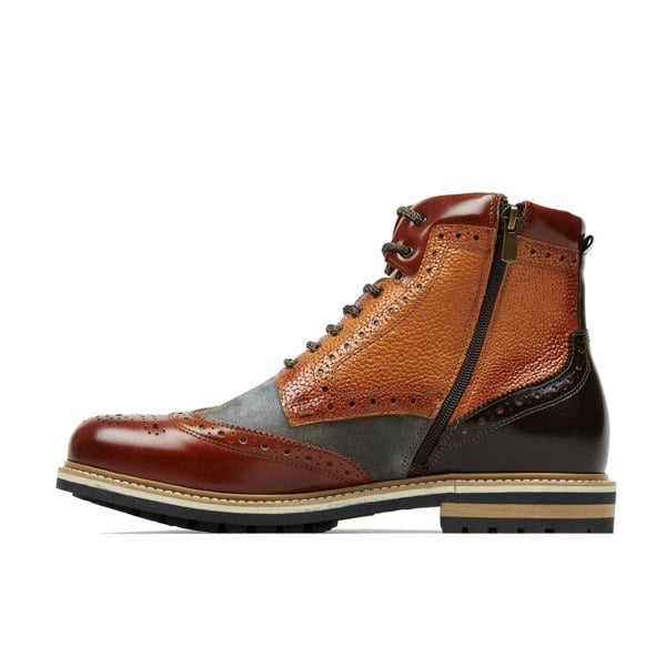 Embassy London Wanderer - Foxy - Men's chunky combat style lace up and zip up boot in tan