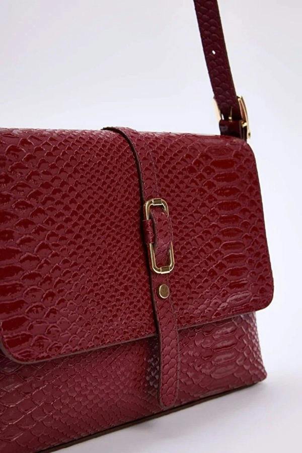 WOVCOR Women's Mini City Shoulder Bag with Metallic Details