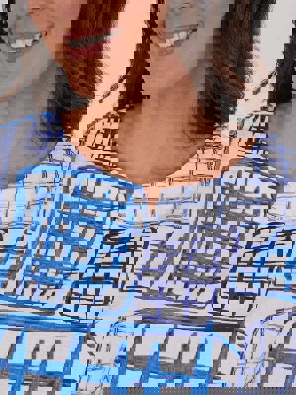 VIZ-A-VIZ Abstract Grid Print Top