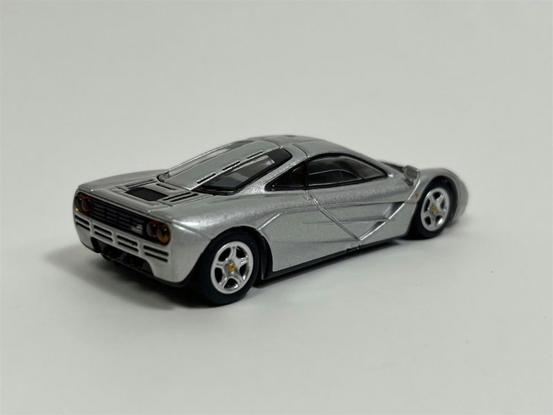 Mini GT McLaren F1 Magnesium Silver 1:64 Scale MGT00555L