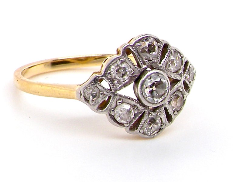 Vintage Tom An Art Deco diamond cluster ring