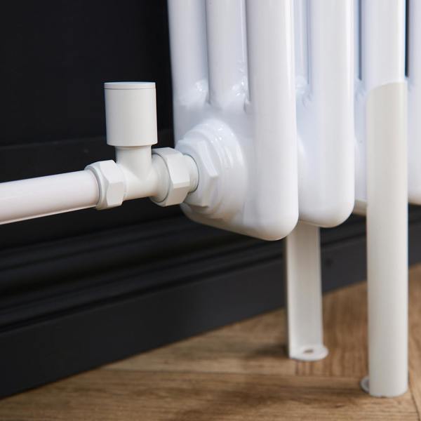 Flode Straight Round Manual Radiator Valve Pack | 15mm x 1/2″ | Matt White