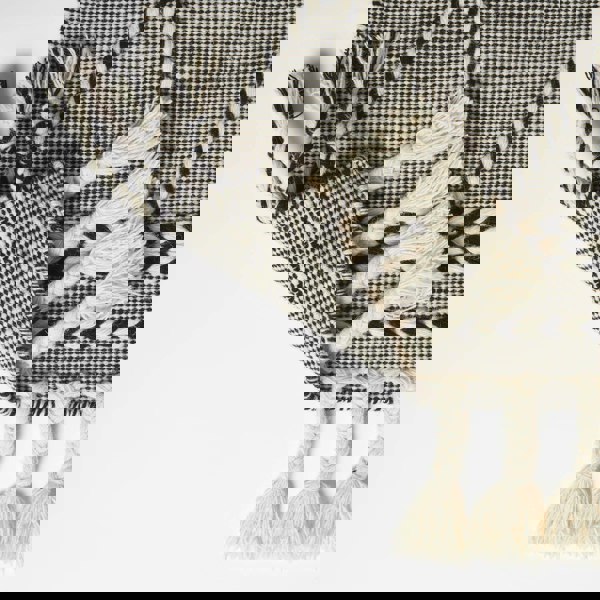 HOMESCAPES Edessa Black & White Kilim Wool Rug