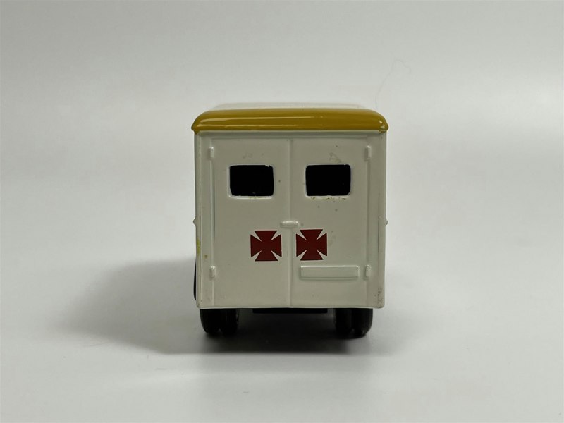 MCSlots Bedford Ambulance Salop County Council Days Gone Lledo DG064008D S8
