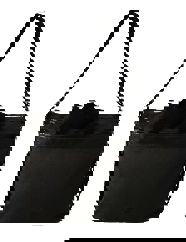 154113178.jpg