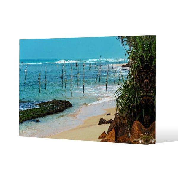 Benjamin Tate Design Fishermen on the ocean coast of Sri Lanka (Canvas Print)